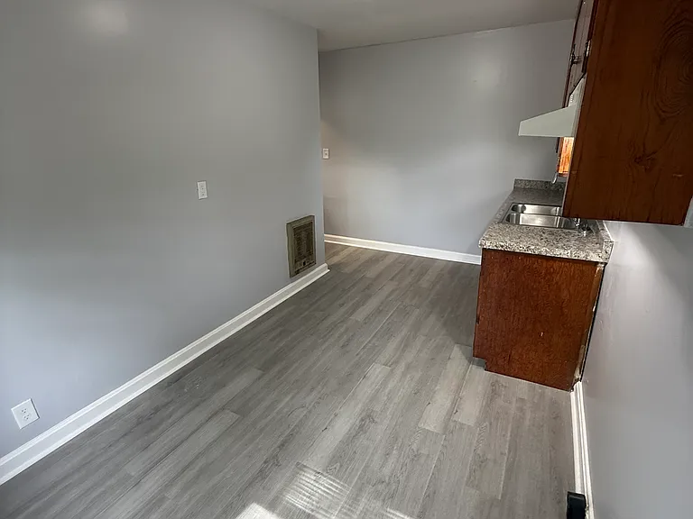 509 Weakley Ave — Photo 10