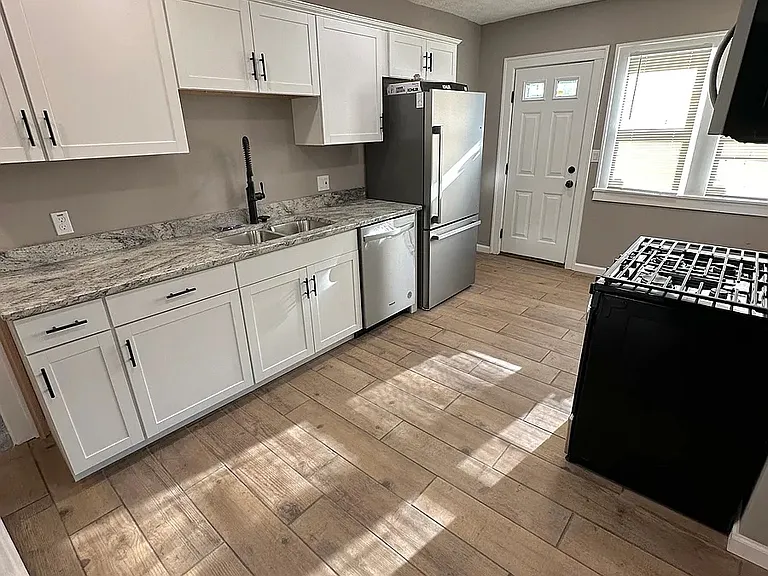 3576 Bosworth Rd #SINGLE FAMILY — Photo 8
