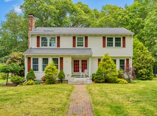 26 Lighthouse Hill Rd, Windsor, CT 06095