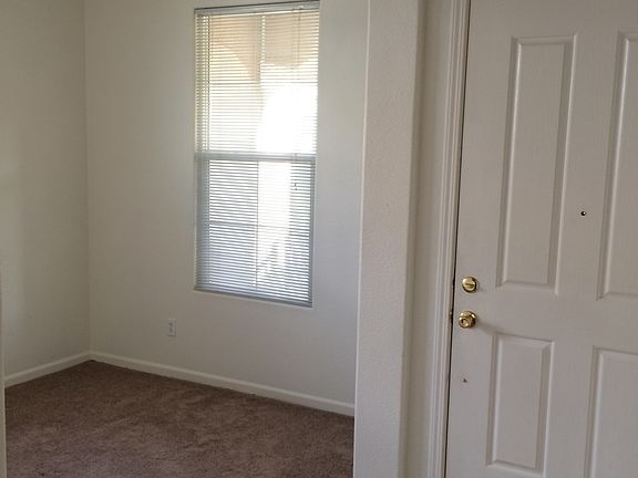 entry - bonus room