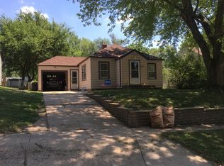 2027 Calhoun St, Bellevue, NE 68005