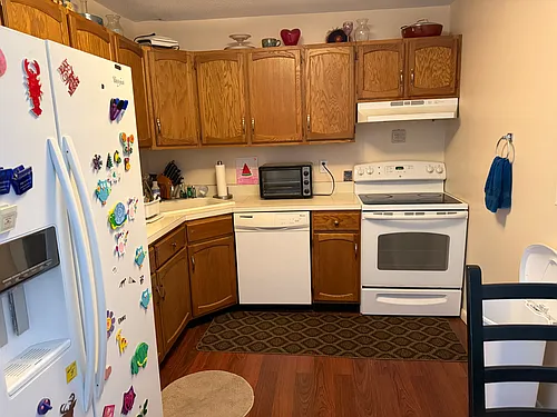 1274 E Main St #407 Photo 1