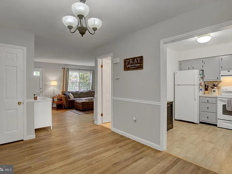 708 Cumberland Ave — Photo 6