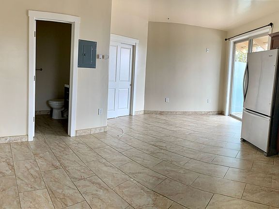 2nd image of 401 Monterey St #205