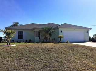 1216 NE 23rd Ter, Cape Coral, FL 33909