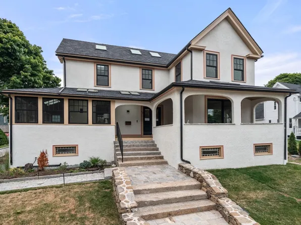 73 Main St, Hull, MA 02045