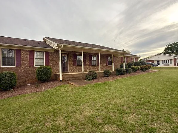 3 Terrell St, Spartanburg, SC 29301