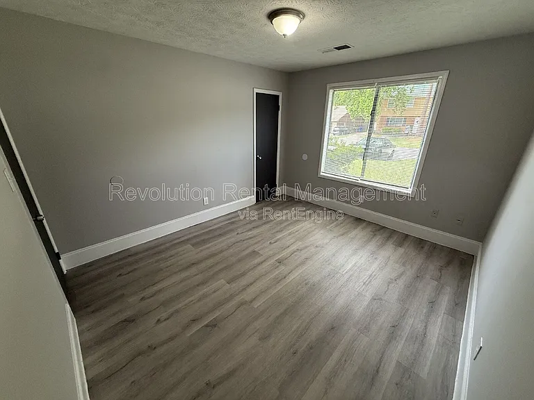 1158 Pinedale Cir NW — Photo 6