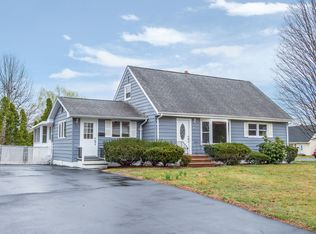 40 White Oak Ln, Wayne, NJ 07470