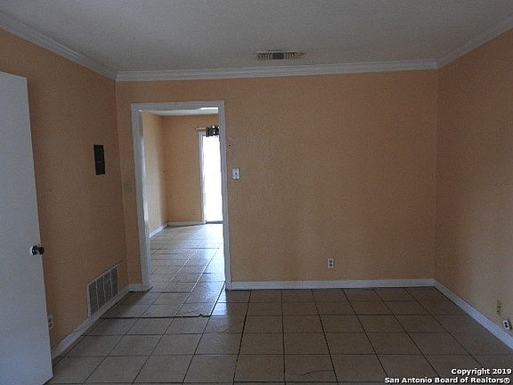 3rd image of 5314 Grey Rock Dr