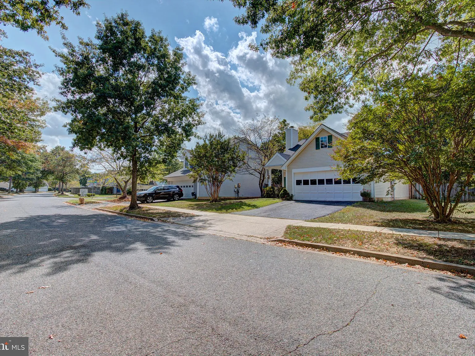 3 bed, 2.5 bath, 1498 sqft, $3,000 — Photo 2