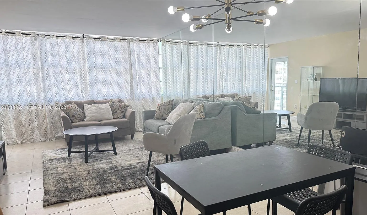 Buckley Towers Condo - Ea — Photo 3