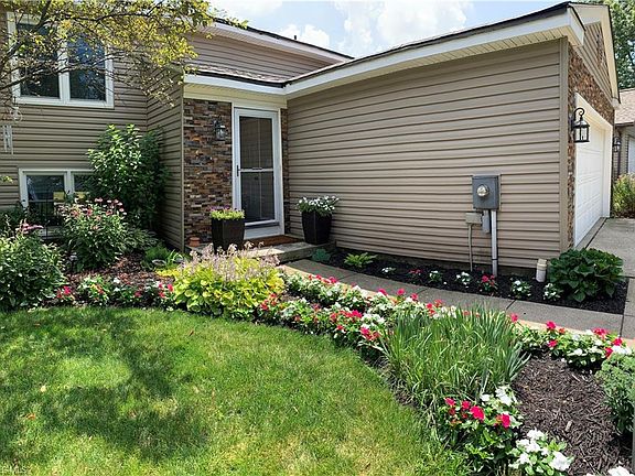 2nd image of 1042 Brookfield Dr