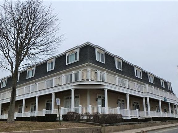 2nd image of 185 Onset Avenue #M