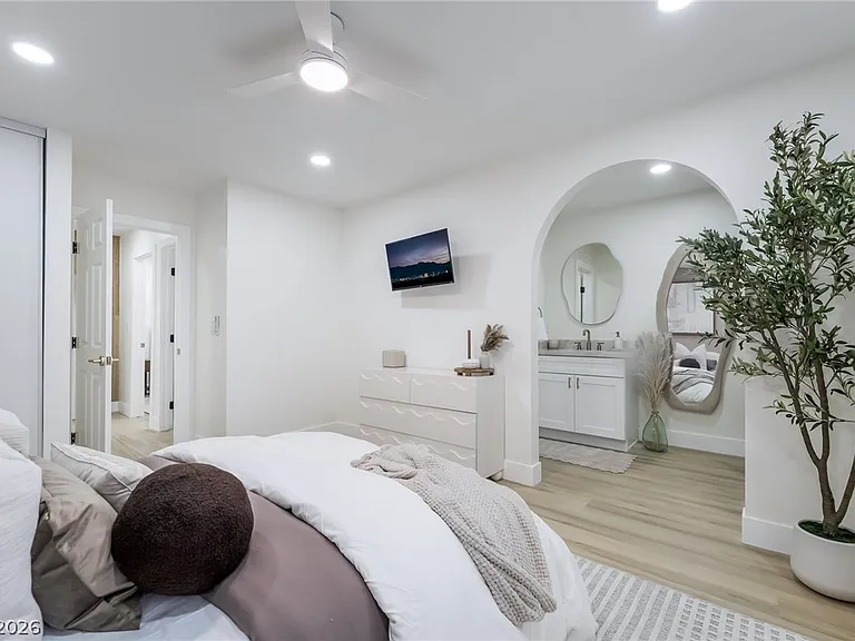 3138 Belvedere Dr — Photo 18