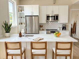 841 Columbia Rd #4A, Dorchester, MA 02125