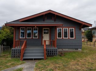 918 W 11th St, Port Angeles, WA