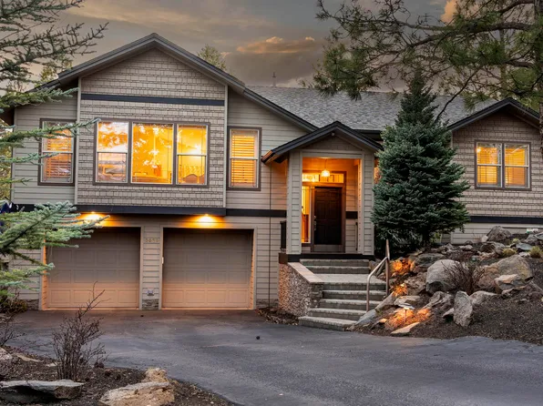 3051 NW Melville Dr, Bend, OR 97703