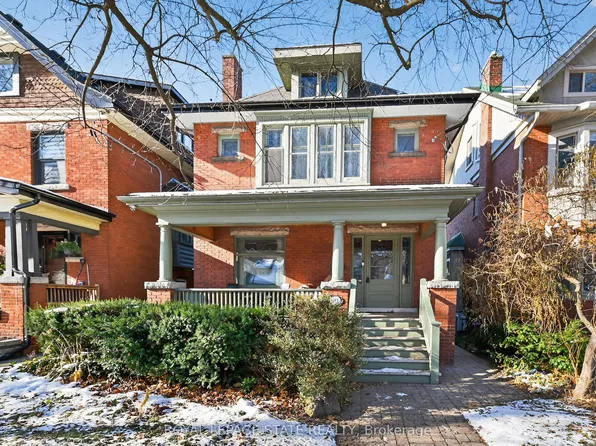 90 Blake St, Hamilton, ON L8M 2S6