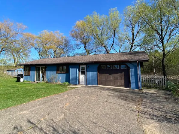 W8097 S Lake Antoine Rd, Iron Mountain, MI 49801