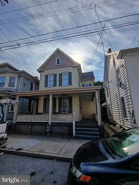 1st image of 109 S Pleasant St