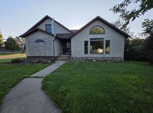 610 6th St SW, Forman, ND 58032