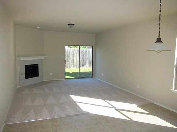 3rd image of 276 Big Bear Dr