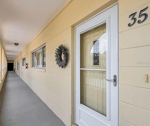 4th image of 2223 Philippine Dr APT 35