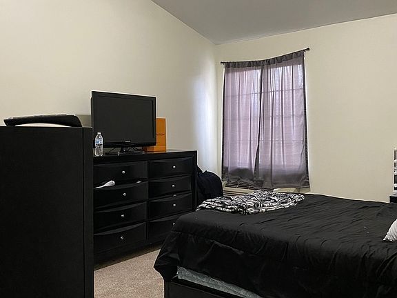 5th image of 126 Bertram Dr Unit J