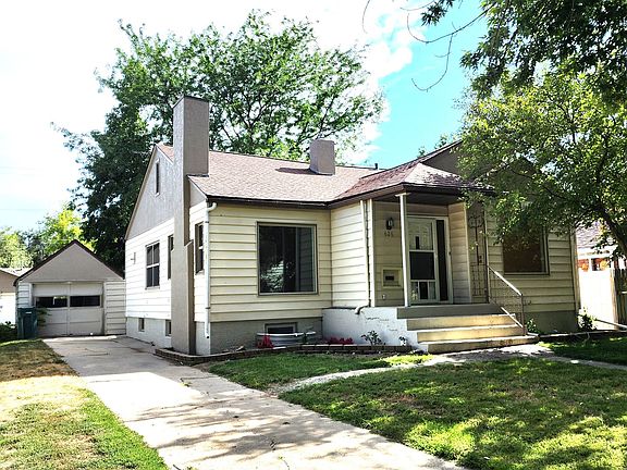 2nd image of 626 Wyoming Ave