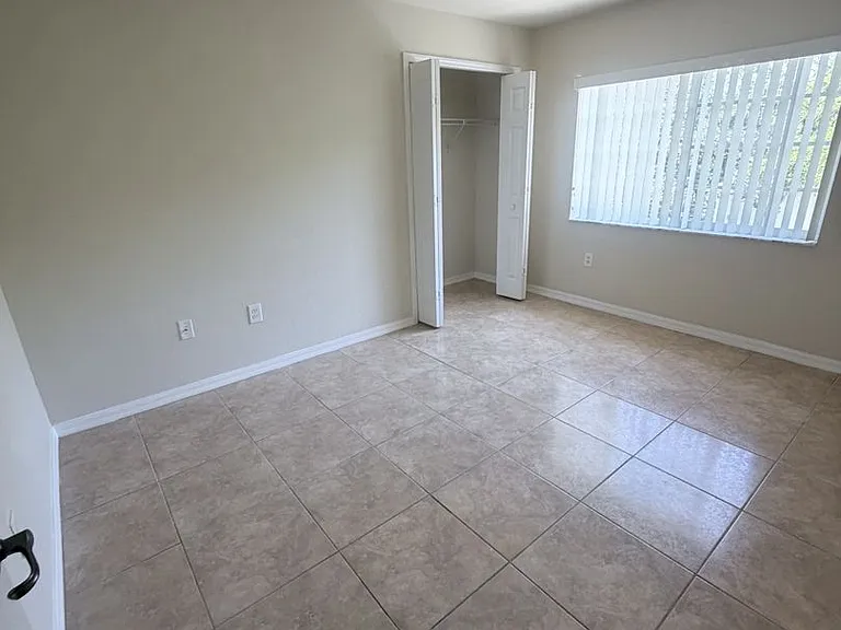 1328 SE 8th Ave — Photo 19