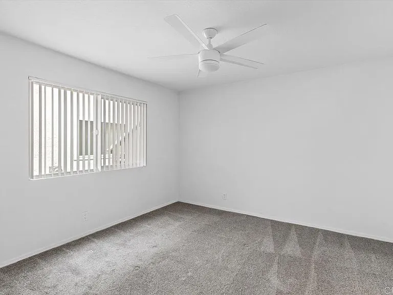 2173 Manchester Ave #2 — Photo 17
