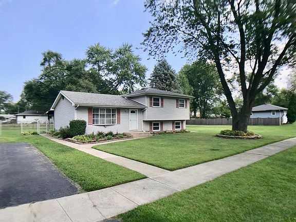 2nd image of 4808 E 25th Pl