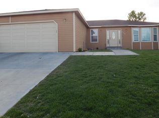 224 N Elm Ave, Pasco, WA 99301