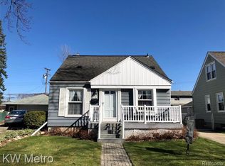 1123 E Cambourne St, Ferndale, MI