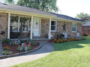 228 Seneca Cir, Winfield, WV 25213