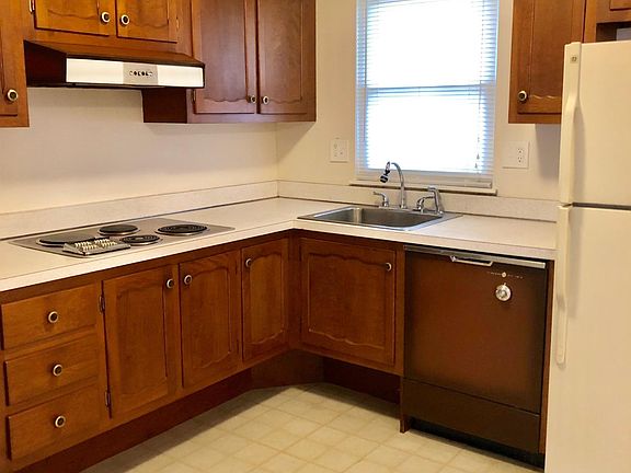 5th image of 259C Huntington Dr