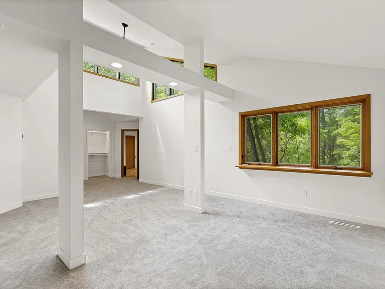1424 Bradford Dr — Photo 24