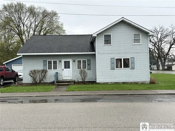27 Institute St, Frewsburg, NY 14738