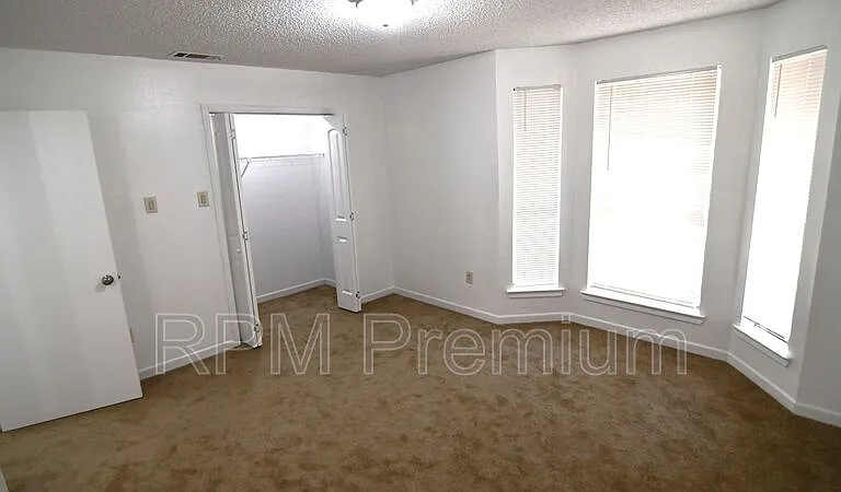 1795 Boulevard De Province #A — Photo 14