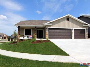 8250 S 65th St, Lincoln, NE 68516