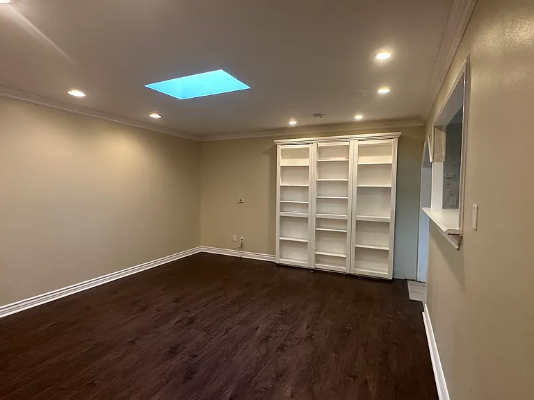 1454 El Prado Ave — Photo 8