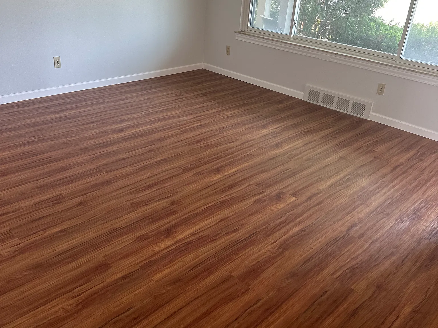 3 bed, 1.5 bath, 1109 sqft, $1,700 — Photo 3