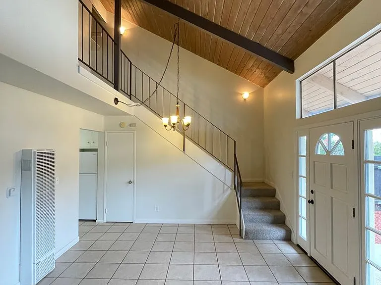 4700 Dexter Dr — Photo 26