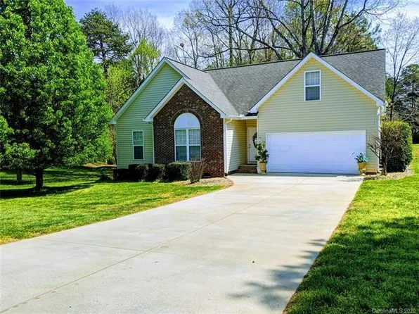 4890 Austin Shrs, Denver, NC 28037