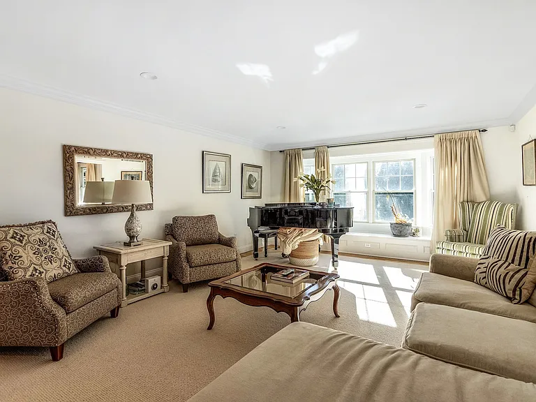 435 Luptons Point Rd — Photo 13