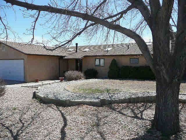 1st image of 512 Brighton Dr