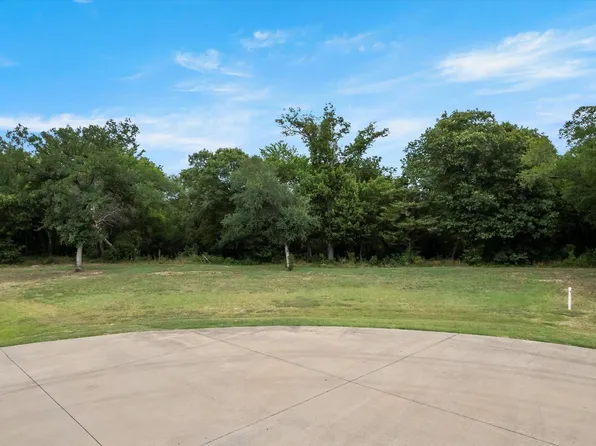 409 McDonnell Ct, Waxahachie, TX 75167