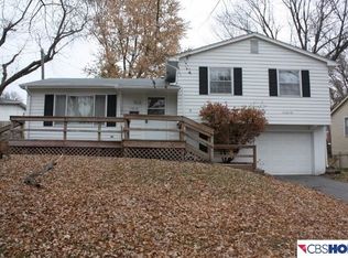 11616 Elm St, Omaha, NE 68144