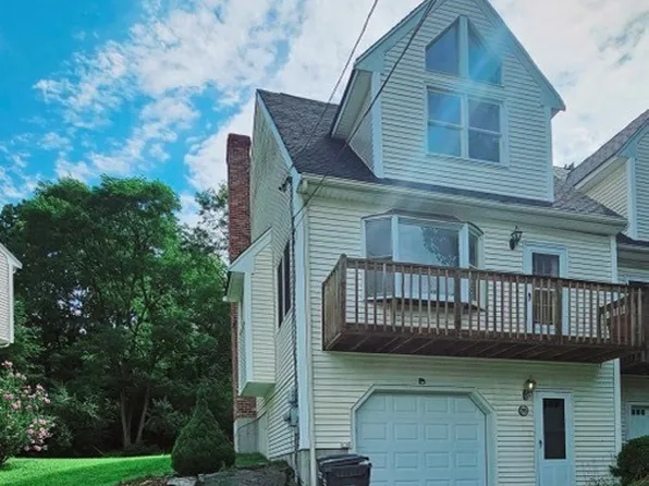 26 Mahogany Run Unit 26, Leominster, MA 01453